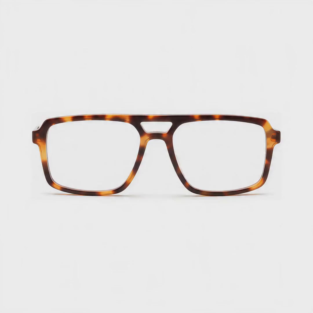 360-degree spinning view of the Berlin modern European prescription glasses